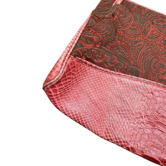 Vintage y2k HYPE alligator tote purse bag with embroidery front - Picture 6 of 12